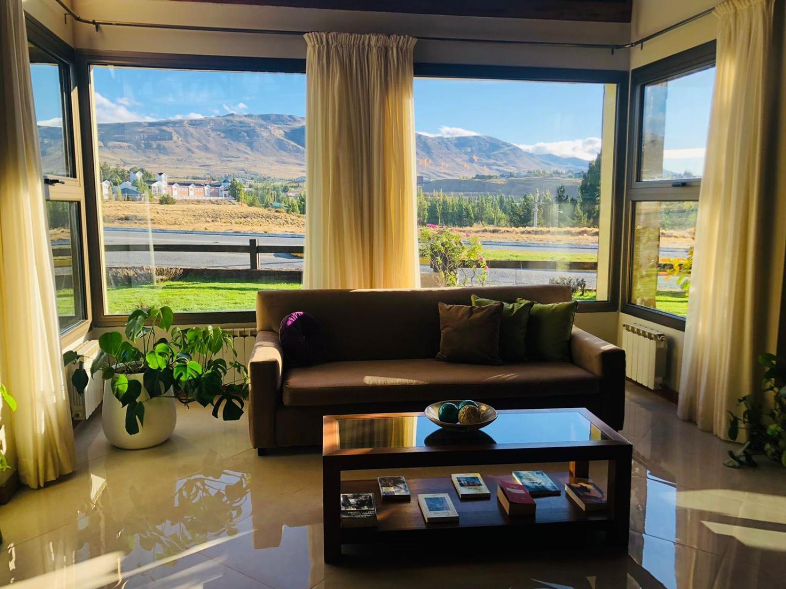 Konke Calafate Hotel เอลกาลาฟาเต ภายนอก รูปภาพ