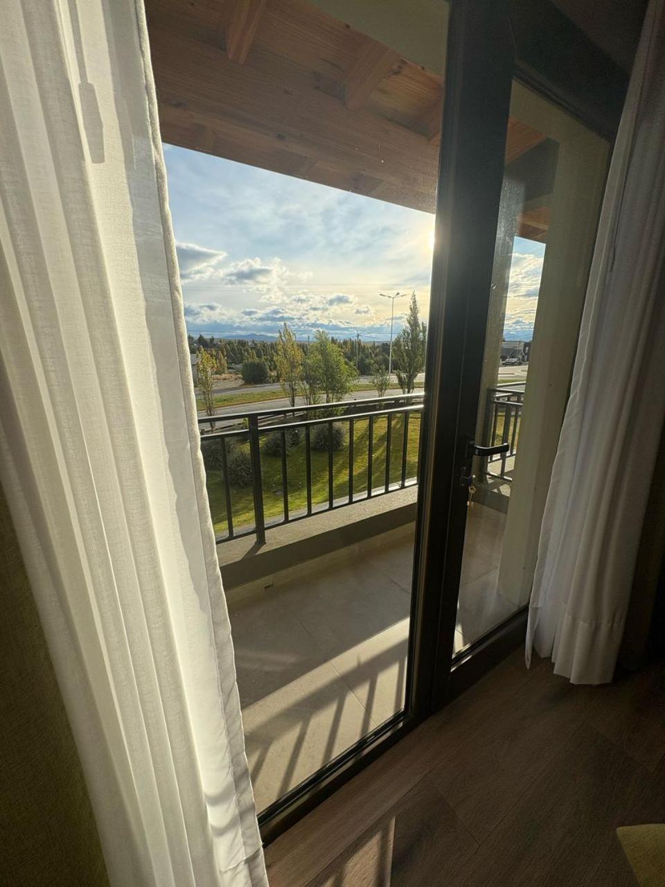 Konke Calafate Hotel เอลกาลาฟาเต ภายนอก รูปภาพ