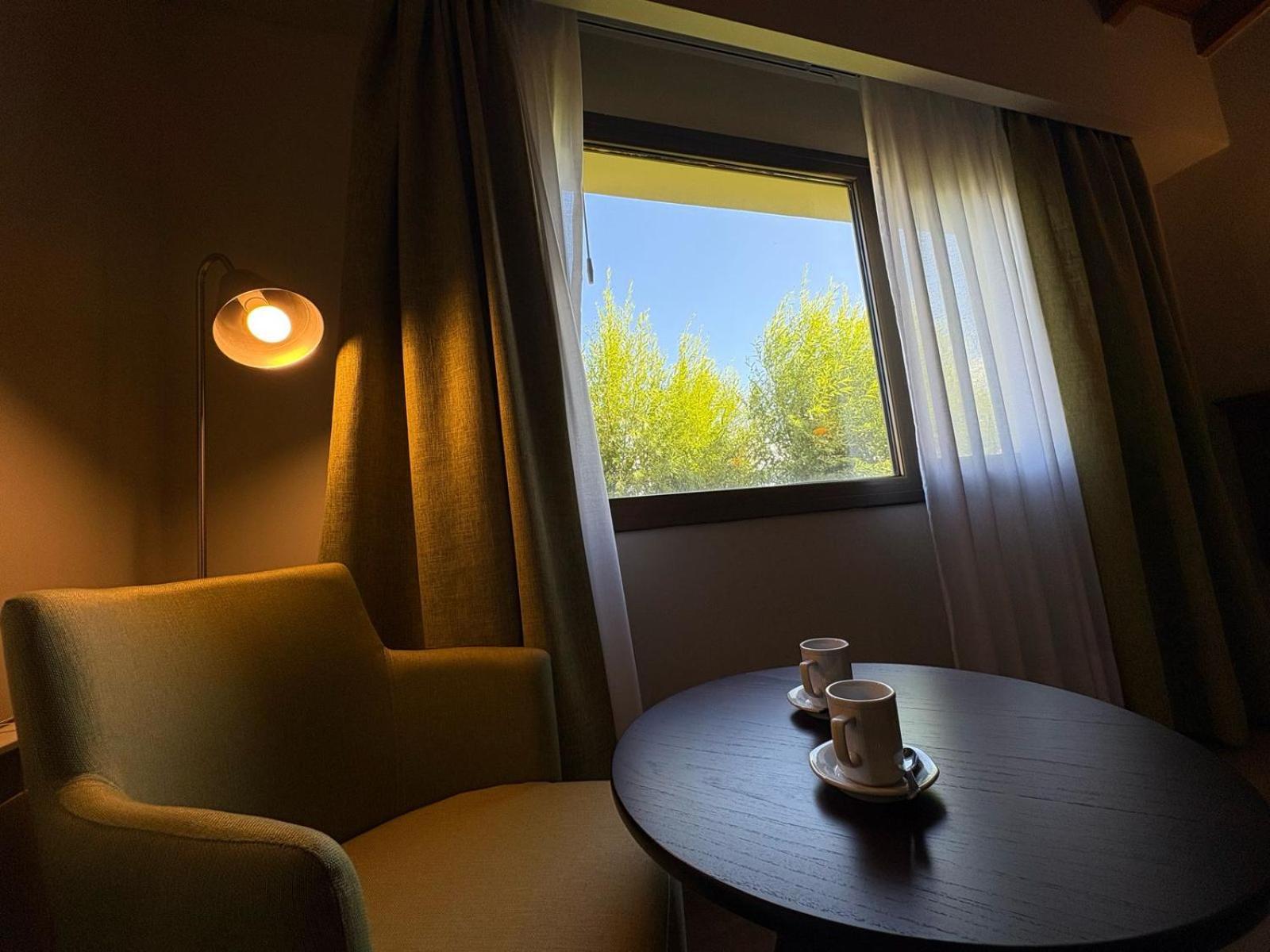Konke Calafate Hotel เอลกาลาฟาเต ภายนอก รูปภาพ